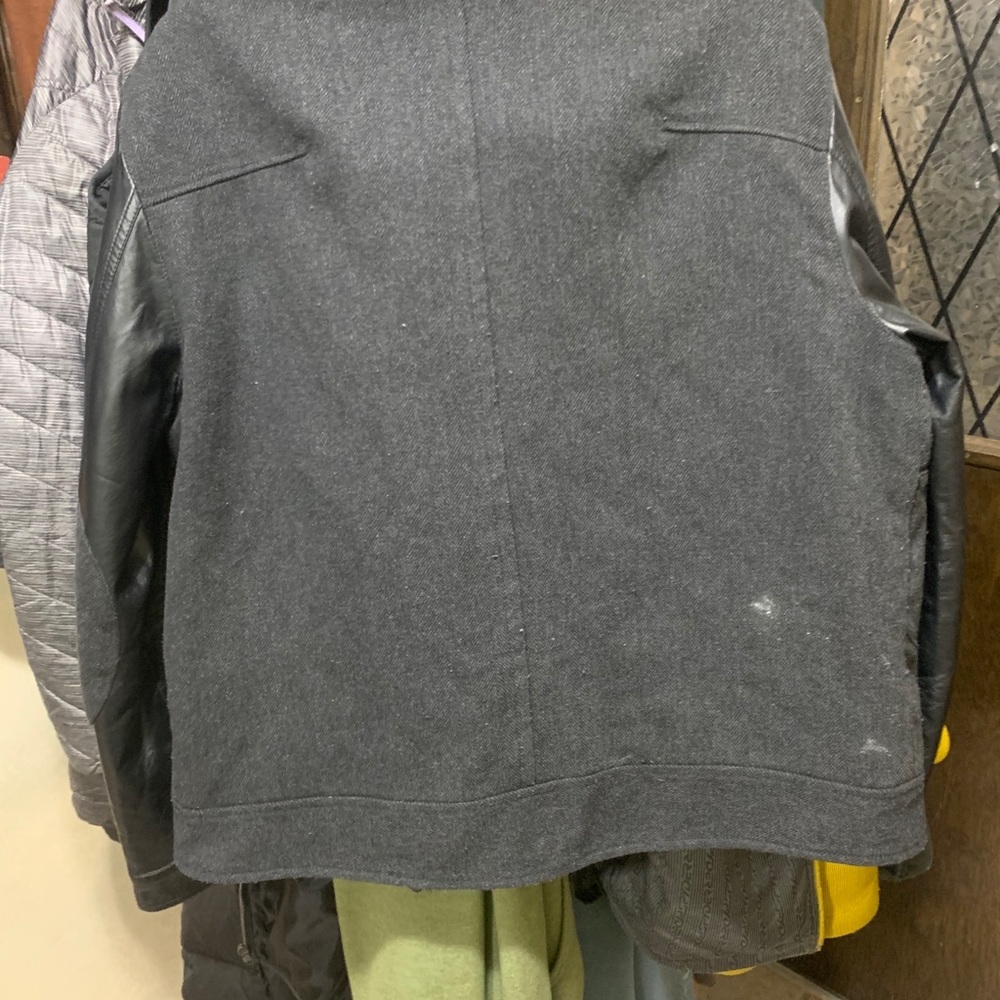 Men’s jacket. - Picture 5 of 6